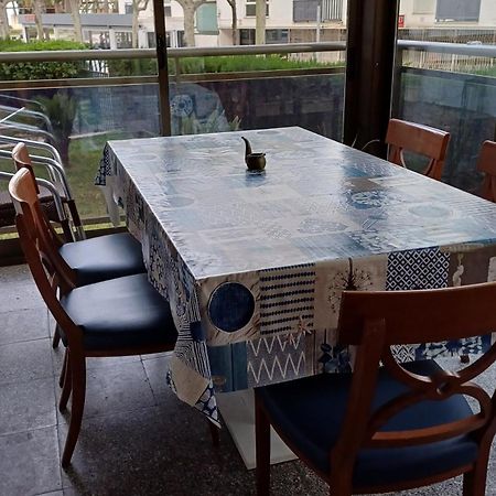 Apartamento En 1ª Linea De Mar En 살루 외부 사진