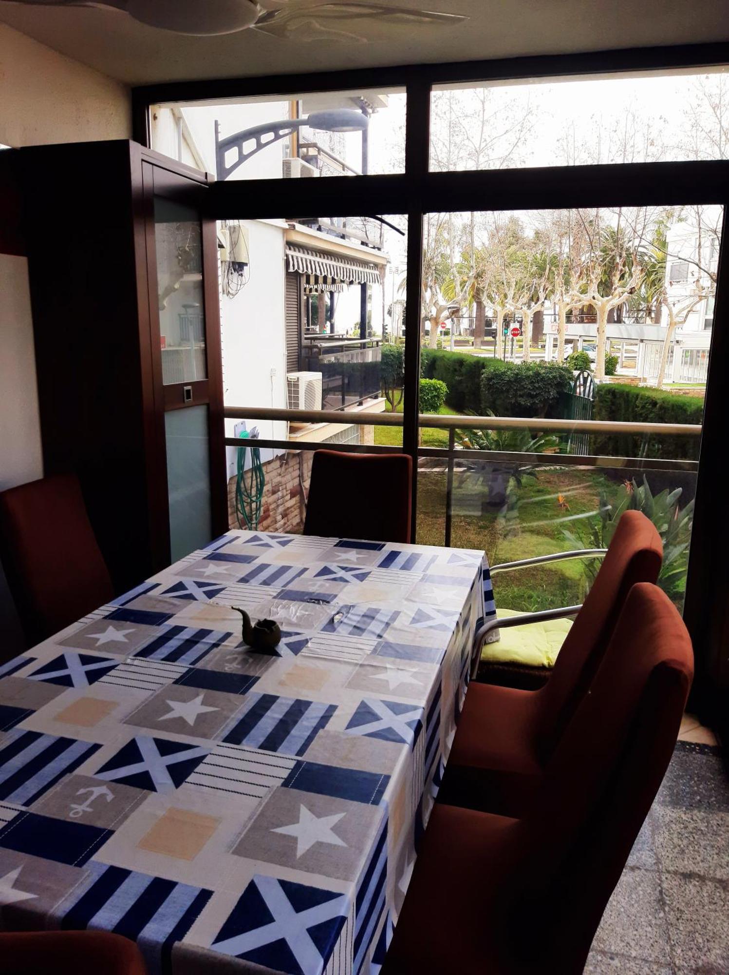 Apartamento En 1ª Linea De Mar En 살루 외부 사진